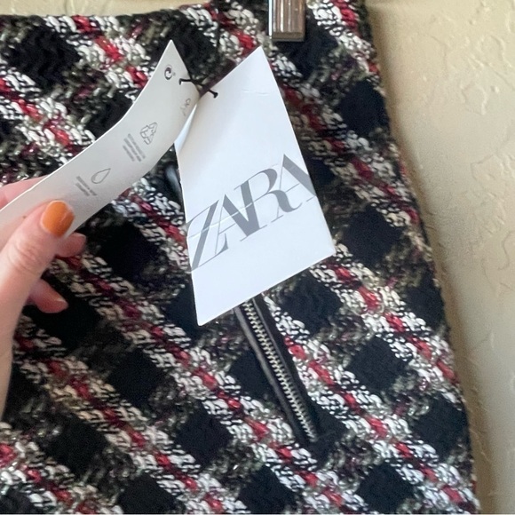 Zara Tweed Stripe Mini Skirt With Pockets - Picture 12 of 12